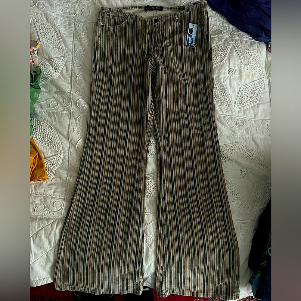 Vintage L.E.I low rise mini corduroy’s AUTHENTIC